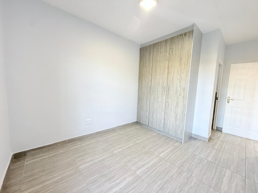 2 Bedroom Property for Sale in Parklands North Western Cape
